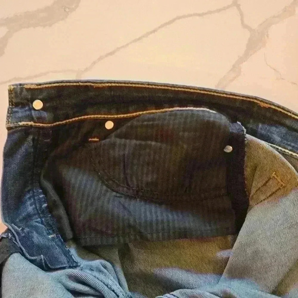 Signature Levi Strauss Totally Shaping Skinny Jeans Dark Demin Size 8 Regular - Picture 8 of 11